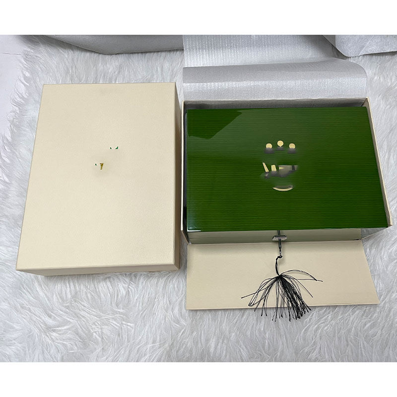 Jewelry Watches Brands - Grüne Marke, handgefertigte Holzuhr-Display, Schmucketui, klassische
