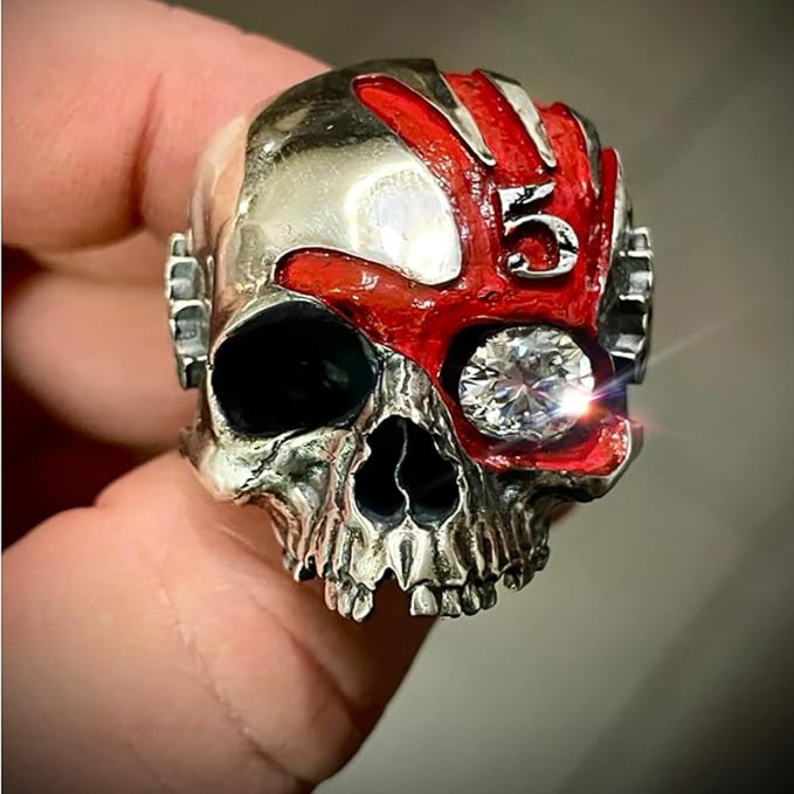 Fünf-Finger-Totenkopf-Ring, Vi – Gothic Skull Ring Bewertung und Preis
